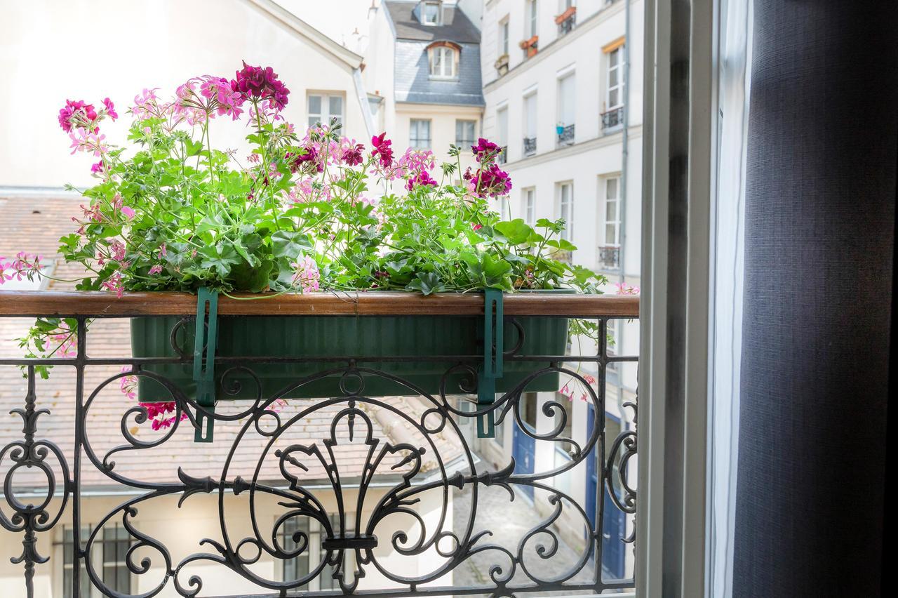 Hotel Jeanne D'Arc Le Marais Parigi Esterno foto